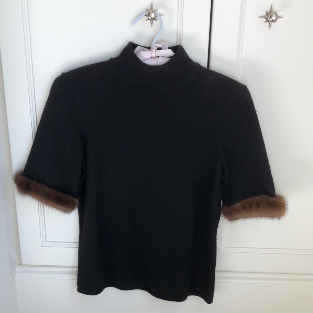 Adorable, short sleeved black cashmere sweater with mink trim!!